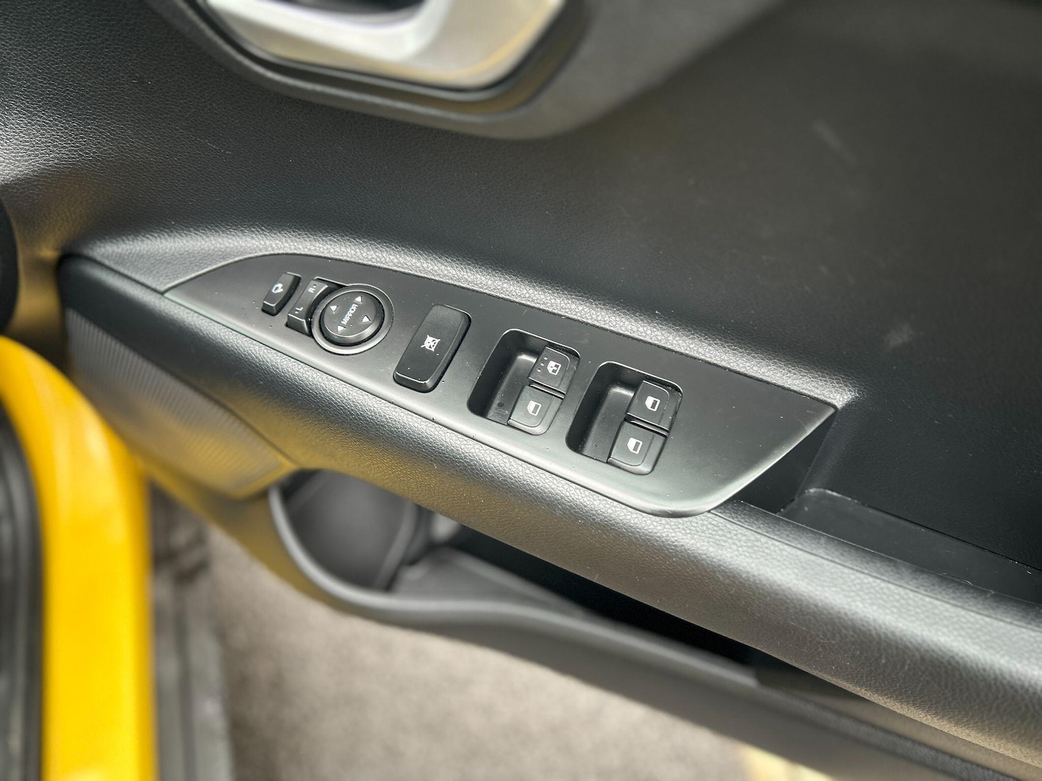 Used Kia Stonic 2022 for sale - 77057137: Photo 20