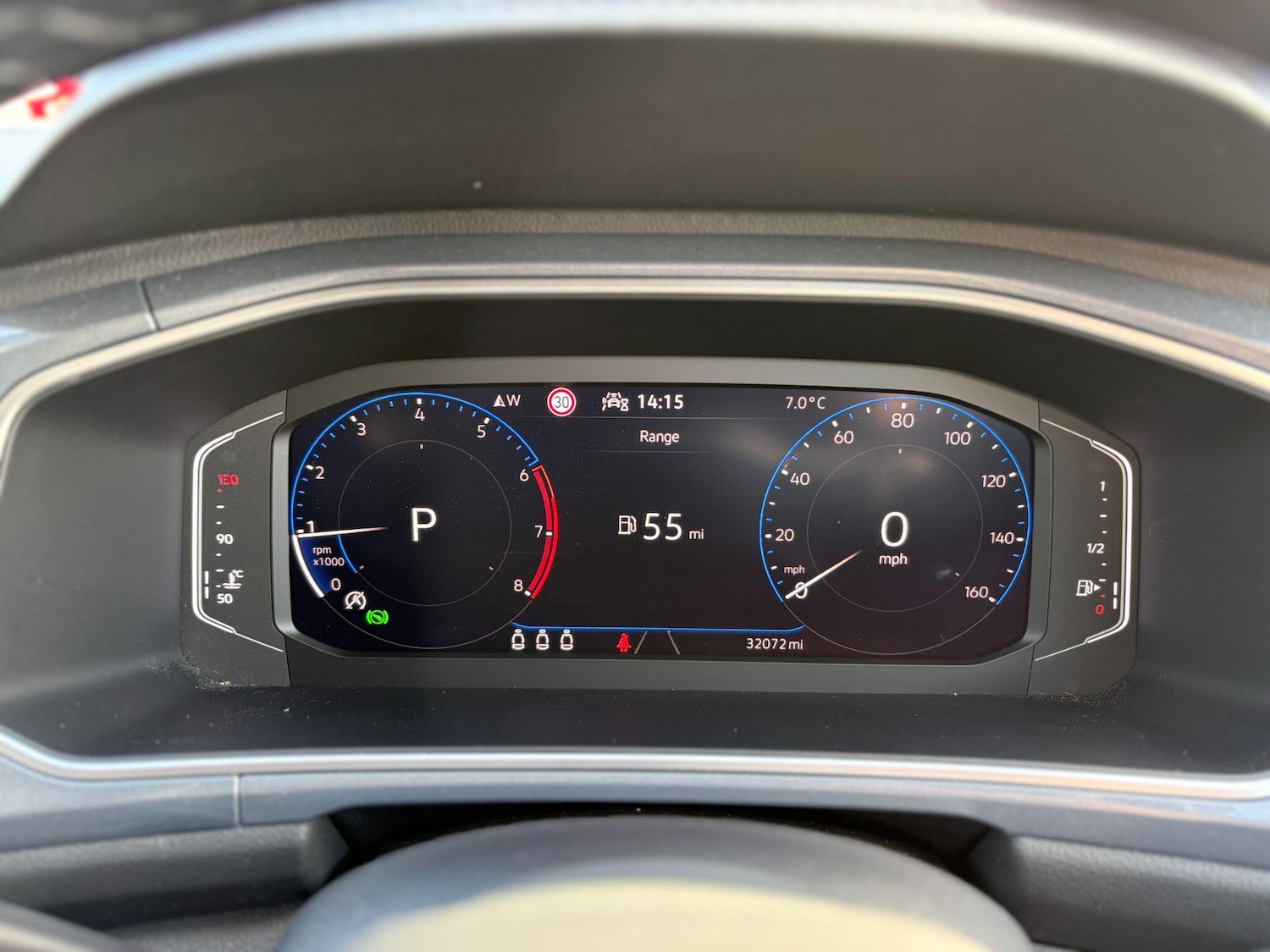 Used Volkswagen T-Roc 2023 for sale - 77586660: Photo 25