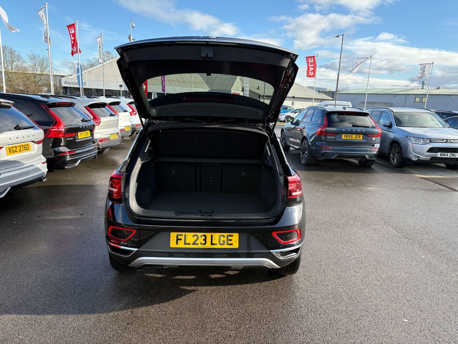 Used Volkswagen T-Roc 2023 for sale - 77586660: Photo 26