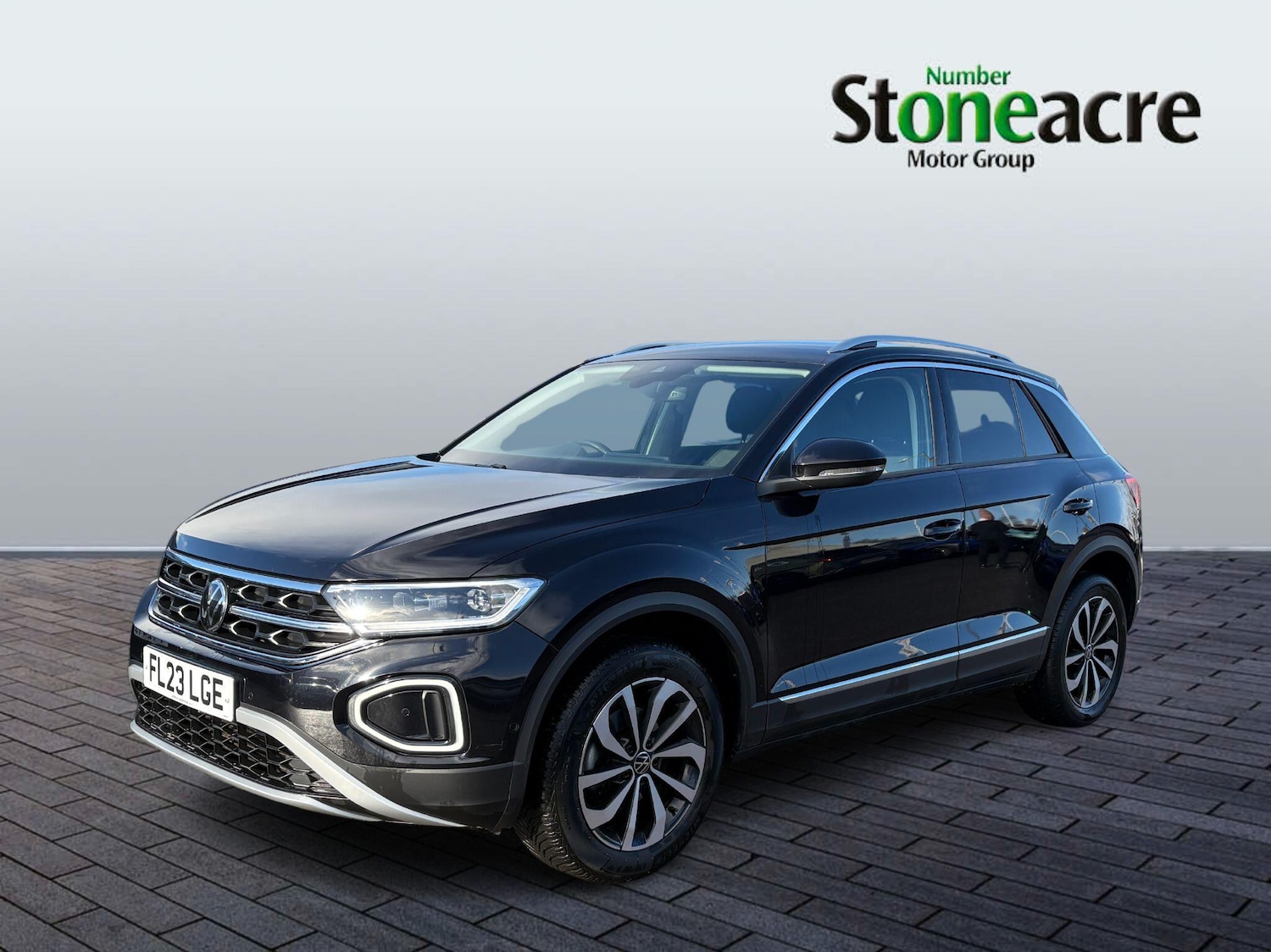 Used Volkswagen T-Roc 2023 for sale - 77586660: Photo 3