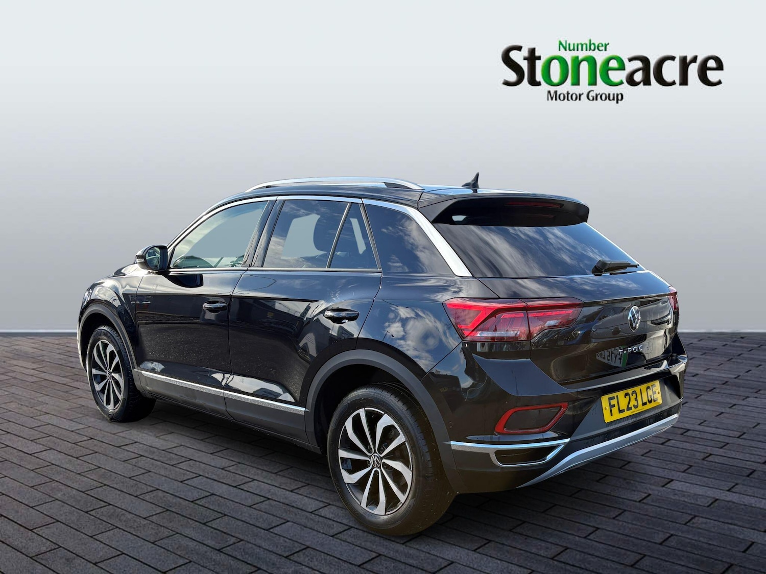 Used Volkswagen T-Roc 2023 for sale - 77586660: Photo 4