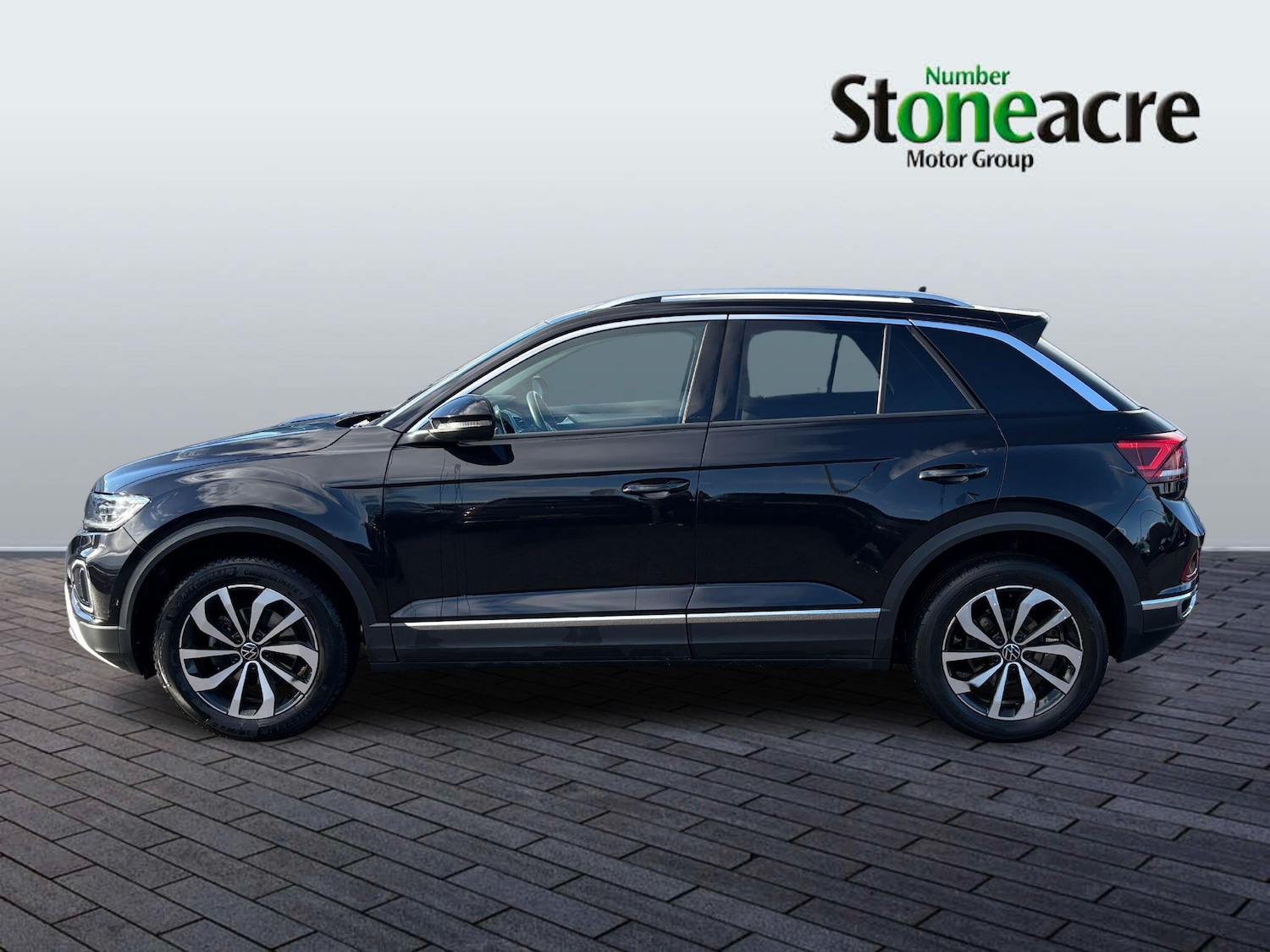Used Volkswagen T-Roc 2023 for sale - 77586660: Photo 5