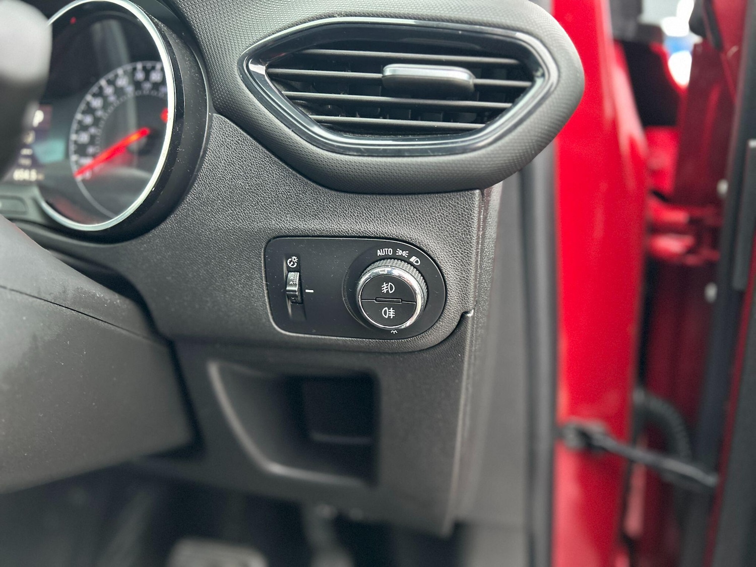 Used Vauxhall Crossland 2021 for sale - 77683671: Photo 15