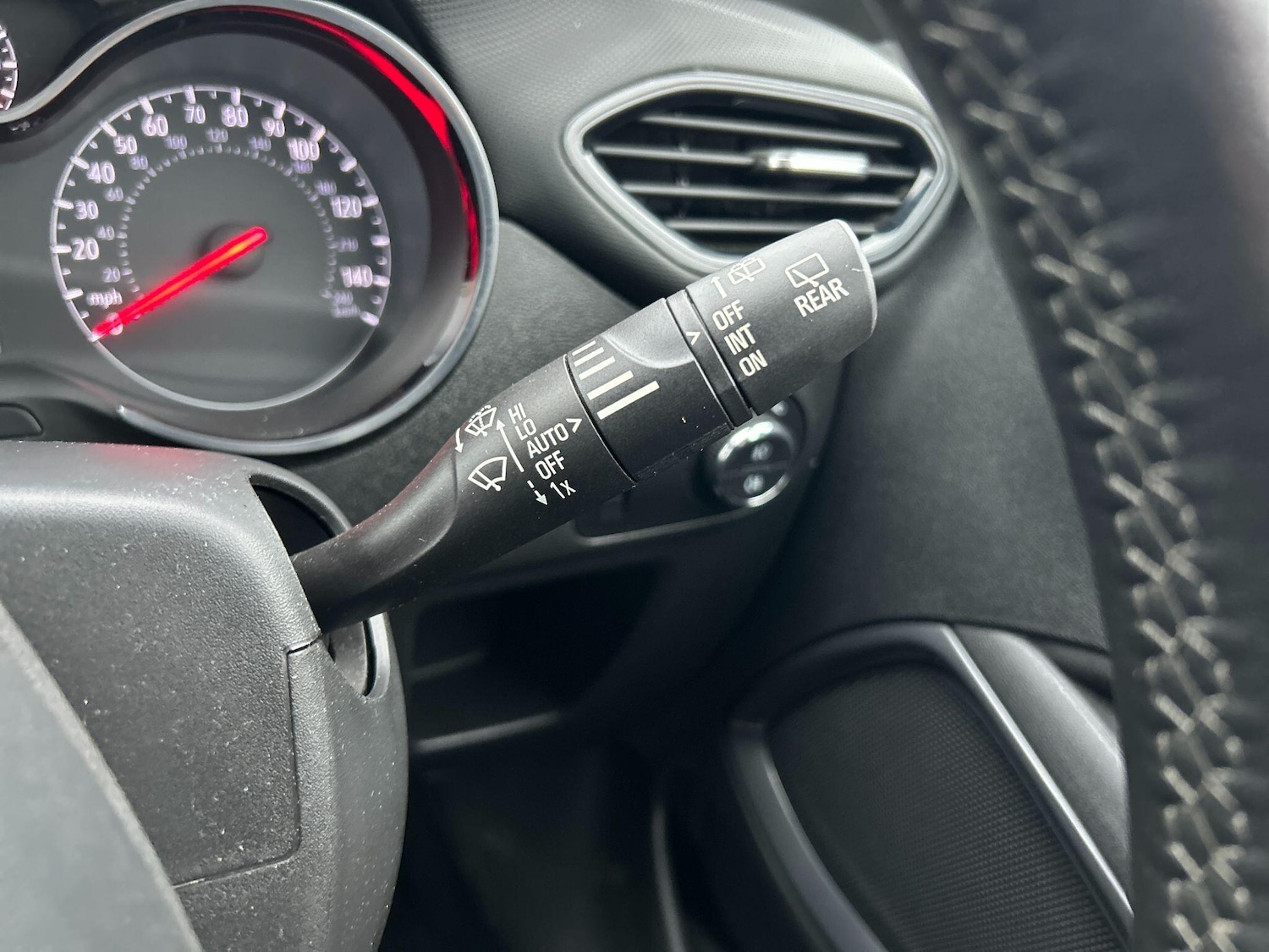 Used Vauxhall Crossland 2021 for sale - 77683671: Photo 16