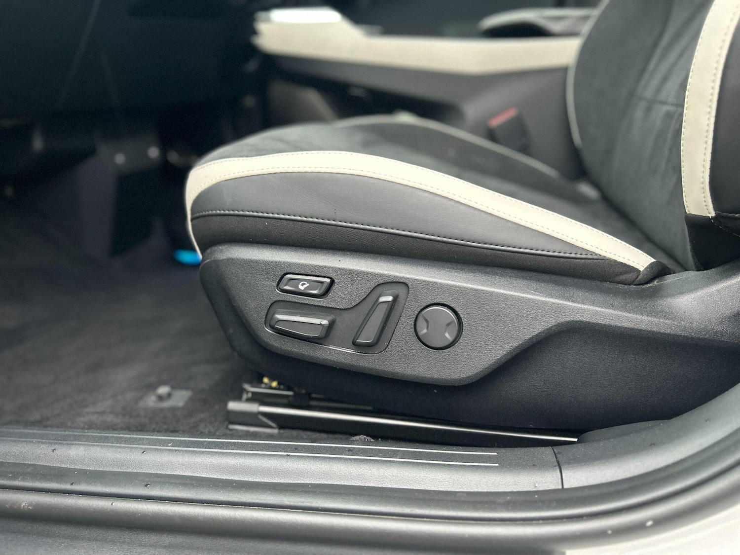 Used Kia EV6 2021 for sale - 76561762: Photo 15