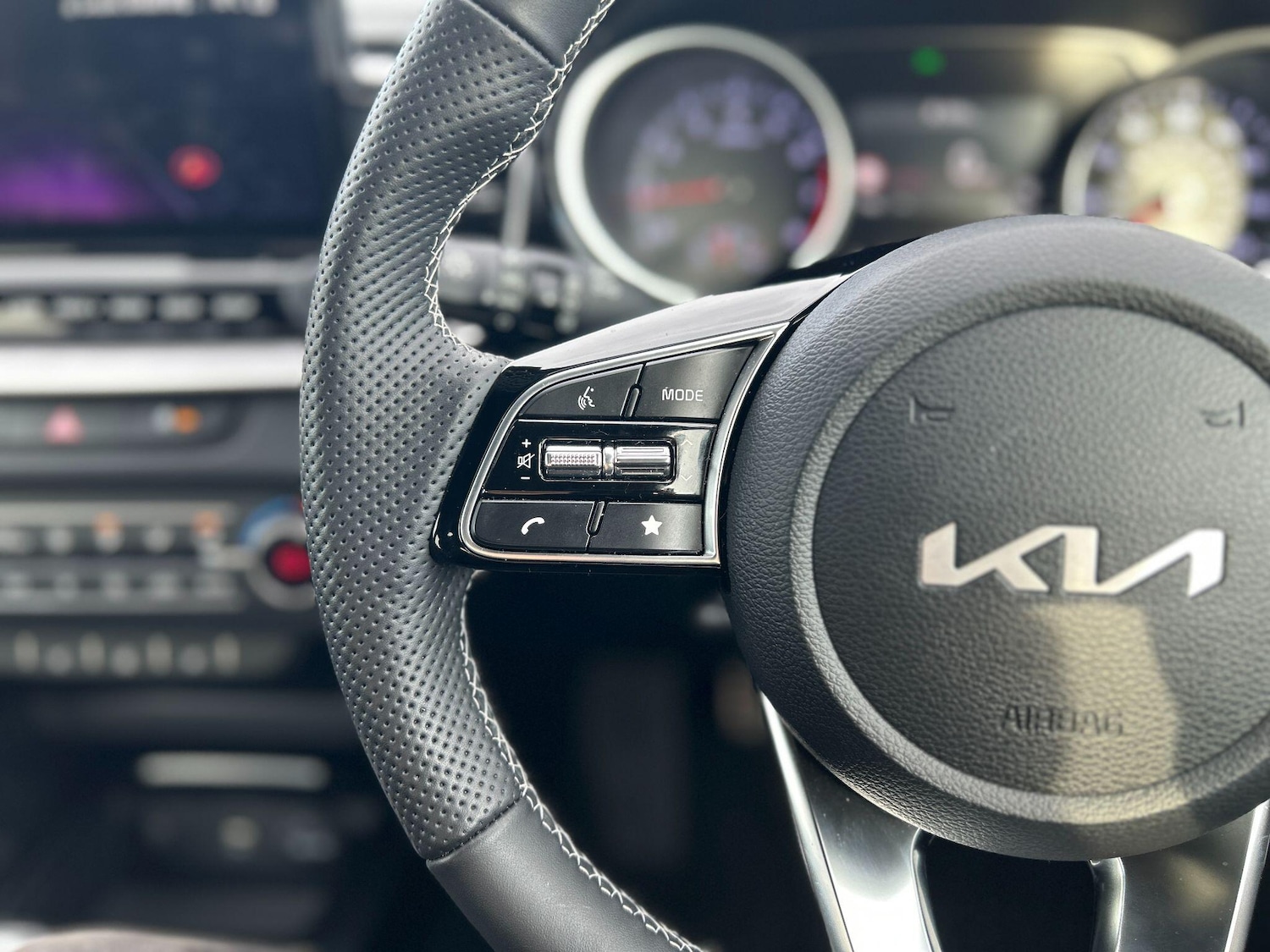 Used Kia Ceed 2025 for sale - 76866303: Photo 30