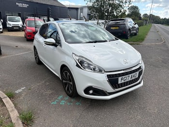 Used Peugeot 208 2017 for sale - 79721746: Photo