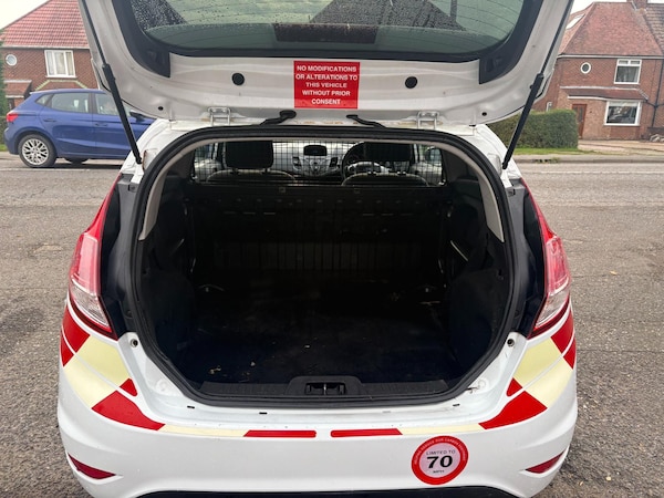 Used Ford Fiesta 2013 for sale - 76312701: Photo 13