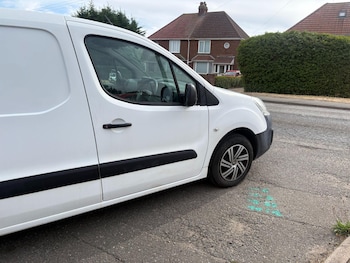 Used Peugeot Partner 2017 for sale - 79469731: Photo