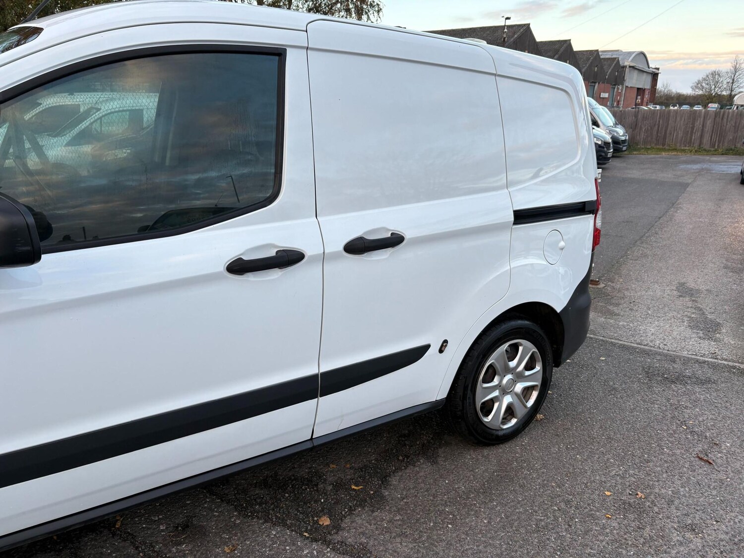 Used Ford Transit Courier 2018 for sale - 76519803: Photo 10