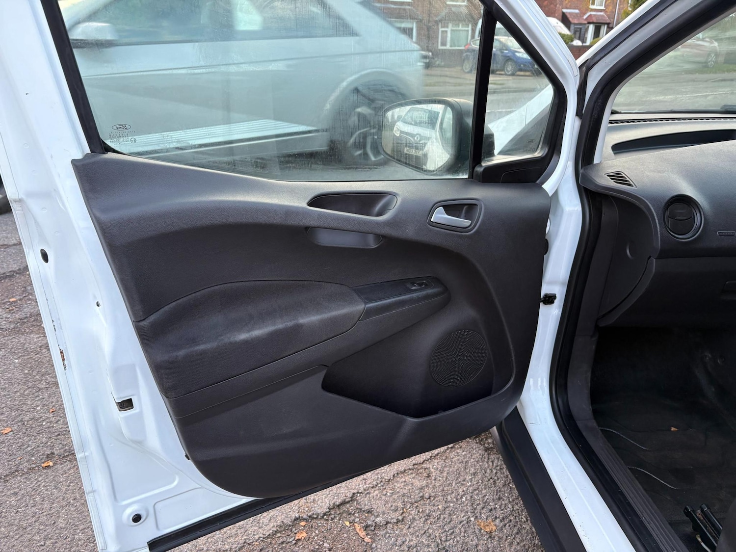 Used Ford Transit Courier 2018 for sale - 76519803: Photo 13