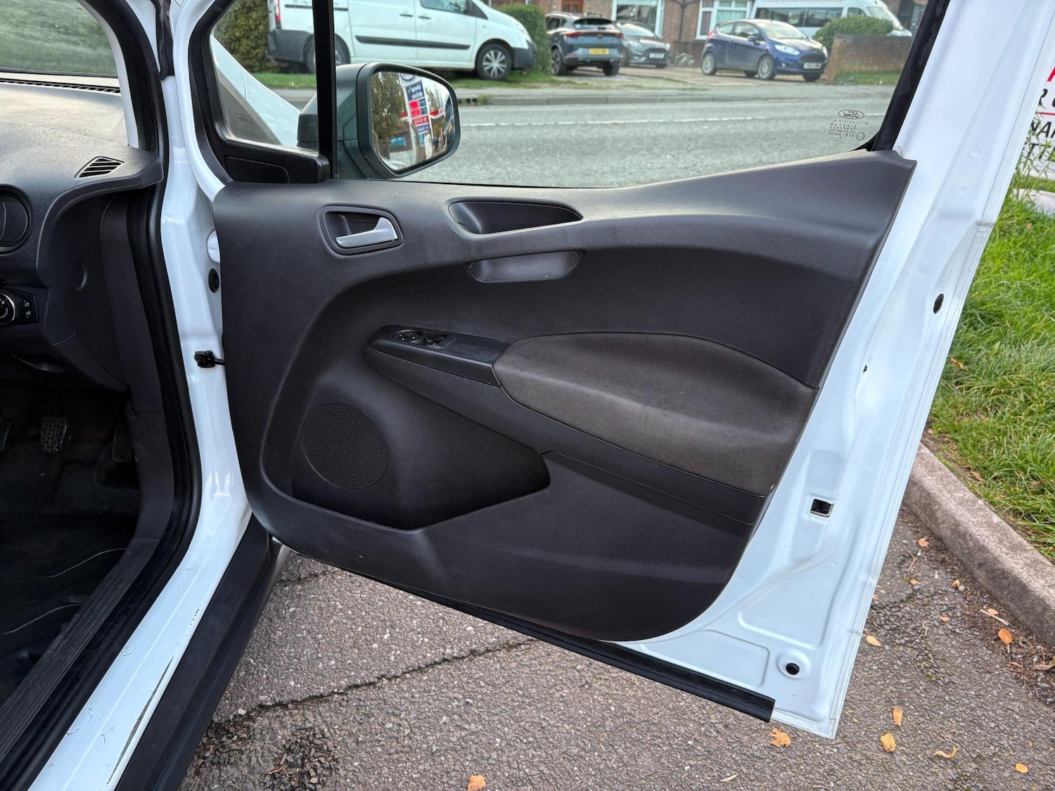 Used Ford Transit Courier 2018 for sale - 76519803: Photo 17