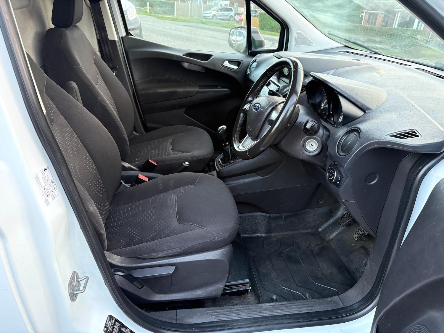 Used Ford Transit Courier 2018 for sale - 76519803: Photo 18