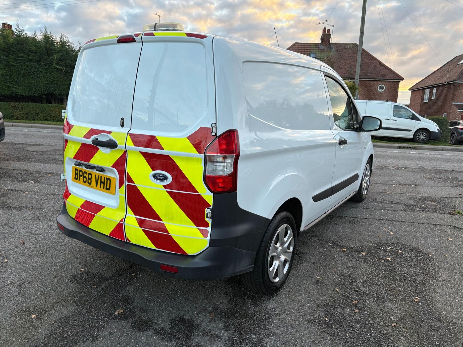 Used Ford Transit Courier 2018 for sale - 76519803: Photo 5