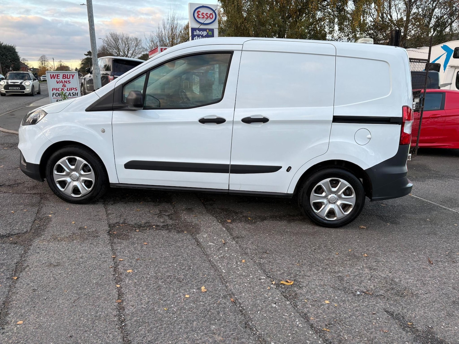 Used Ford Transit Courier 2018 for sale - 76519803: Photo 9
