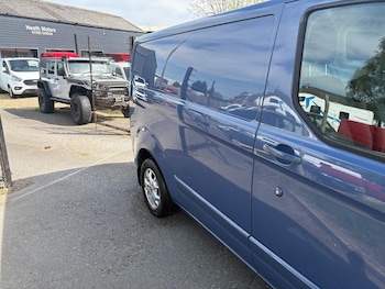 Used Ford Transit Custom 2015 for sale - 78381862: Photo