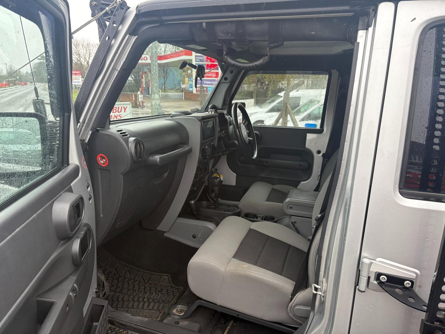 Used Jeep Wrangler 2021 for sale - 76665216: Photo 25