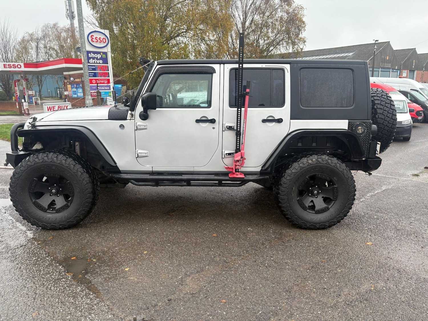 Used Jeep Wrangler 2021 for sale - 76665216: Photo 9