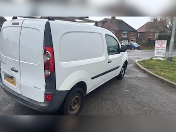 Used Renault Kangoo 2010 for sale - 77477035: Photo
