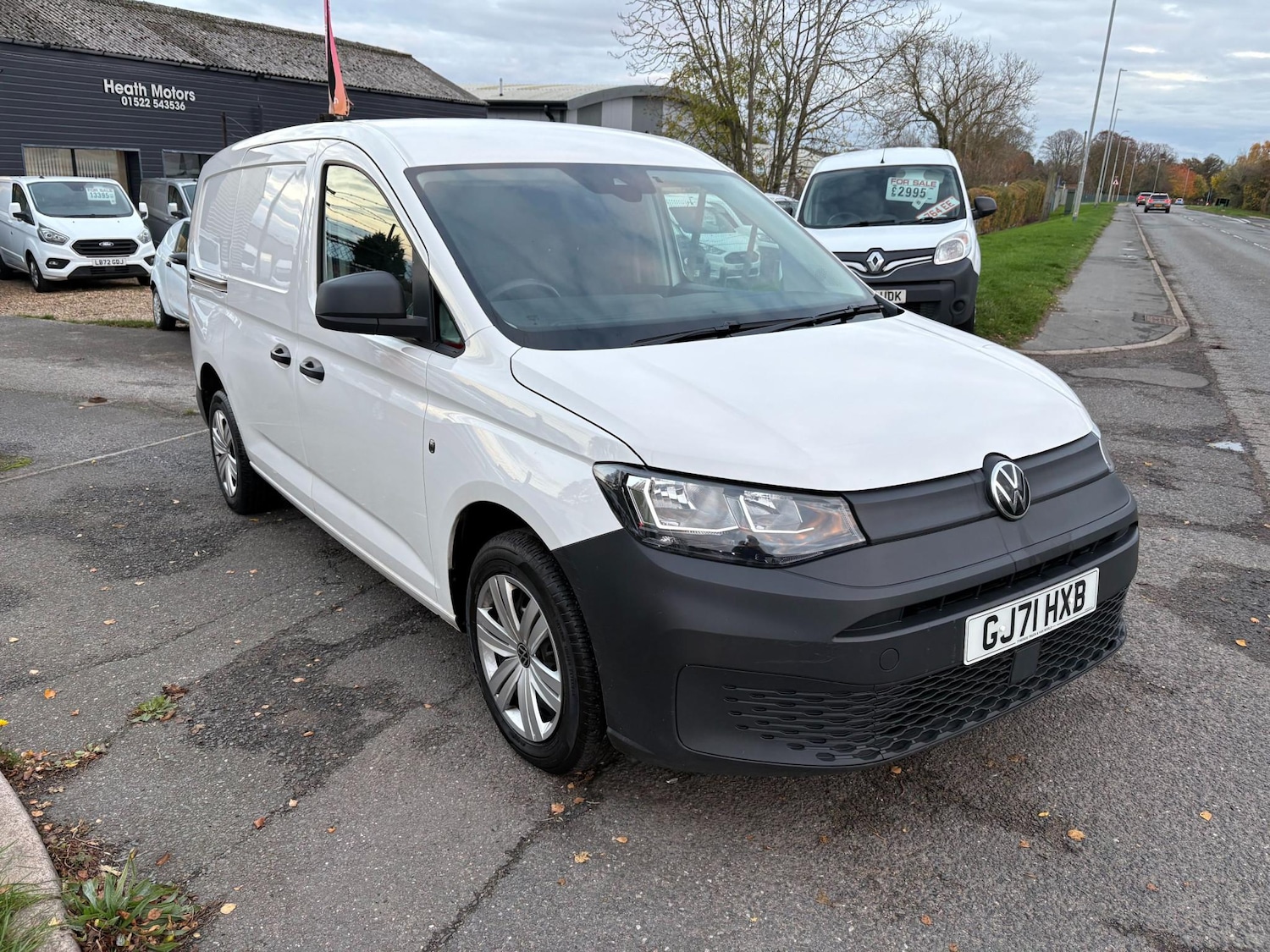 Used Volkswagen Caddy Maxi 2021 for sale - 76519819: Photo 1