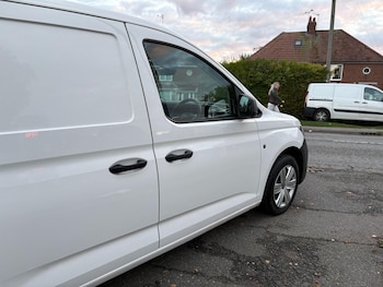 Used Volkswagen Caddy Maxi 2021 for sale - 76519819: Photo