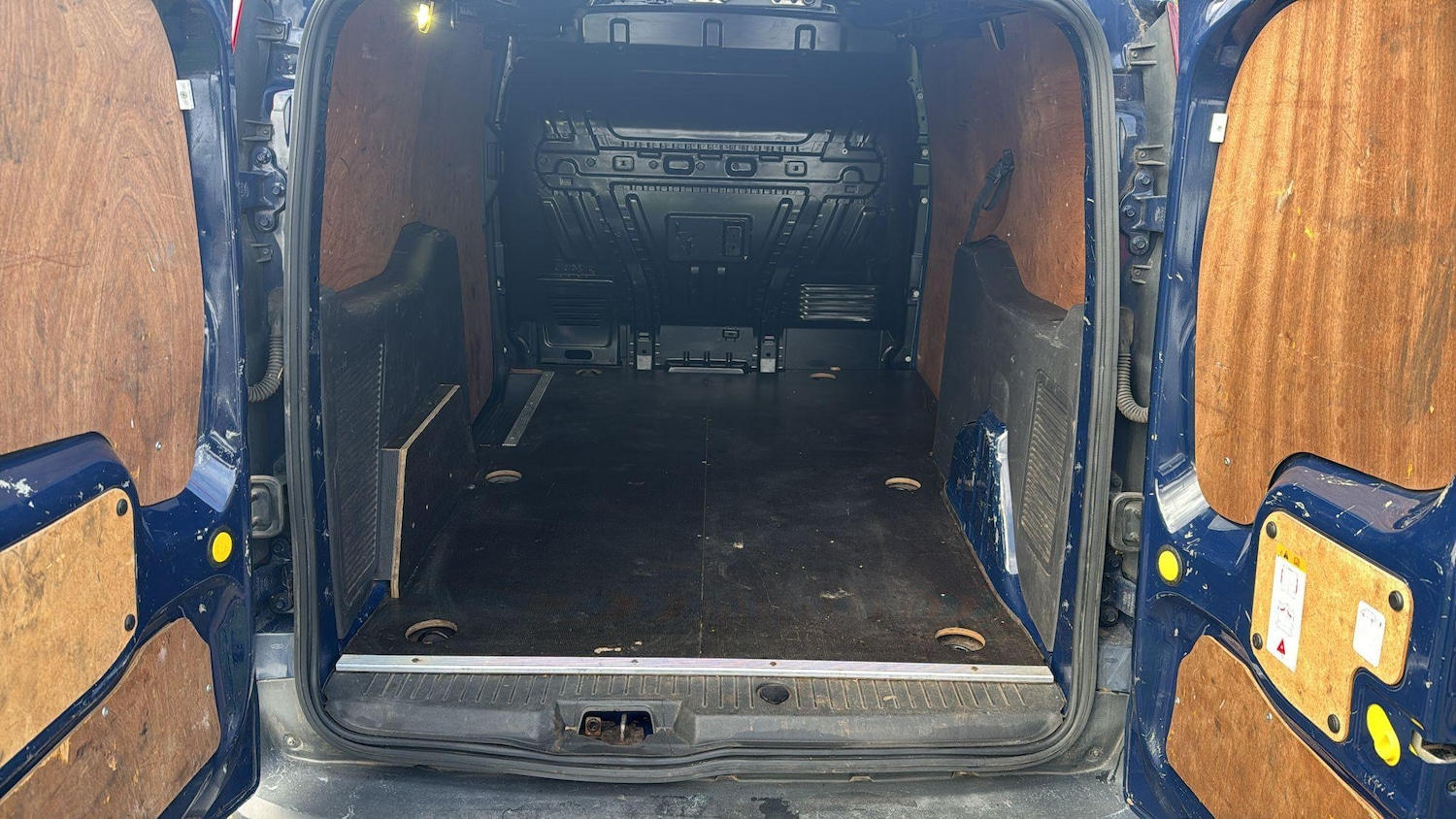 Used Ford Transit Connect 2017 for sale - 77779354: Photo 8