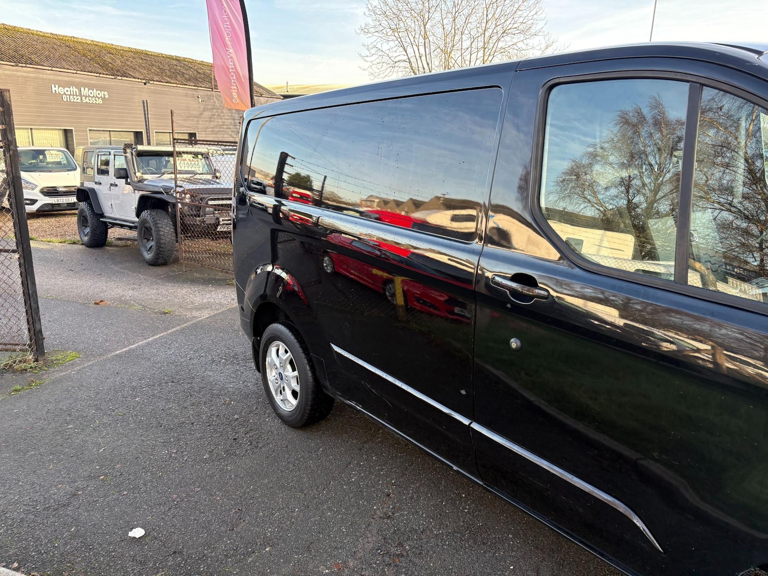 Used Ford Transit Custom 2013 for sale - 76934126: Photo 2