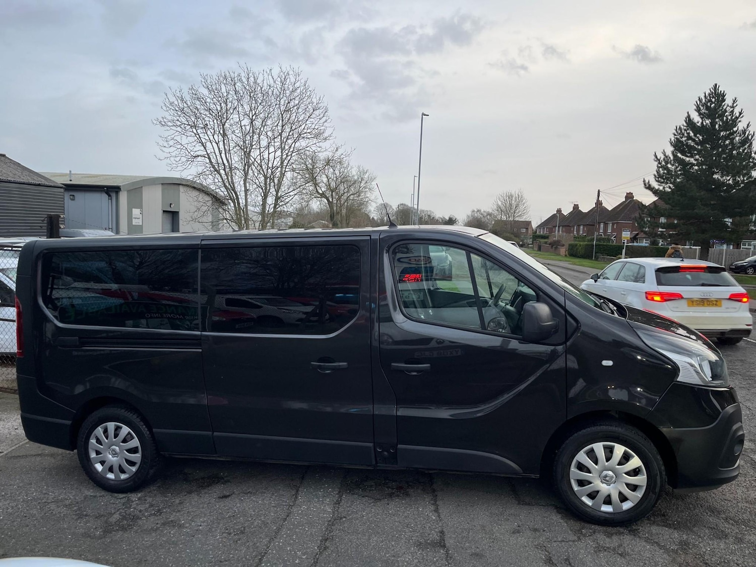 Used Renault Trafic 2018 for sale - 76209555: Photo 3