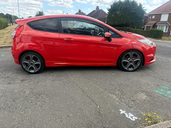 Used Ford Fiesta 2016 for sale - 79394068: Photo