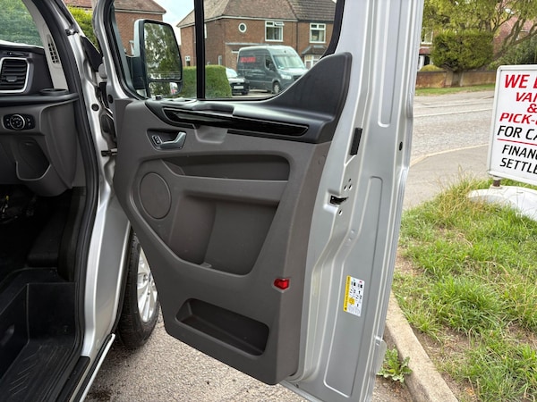 Used Ford Transit Custom 2020 for sale - 75346647: Photo 17