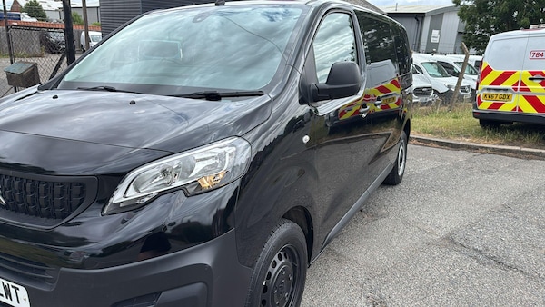 Used Peugeot Expert 2023 for sale - 75170883: Photo 2