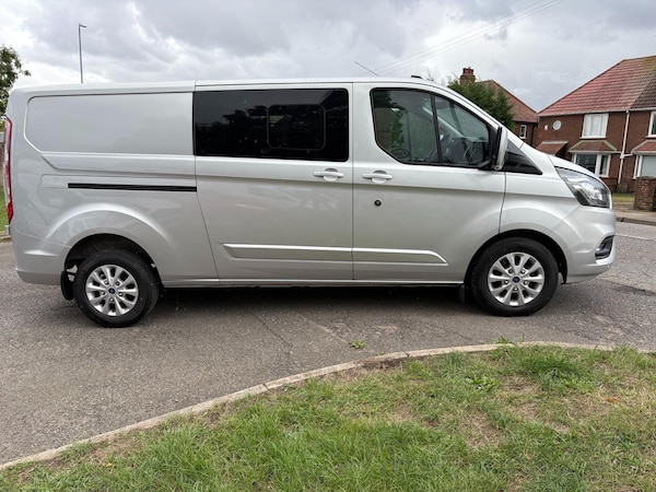 Used Ford Transit Custom 2023 for sale - 74899472: Photo 2