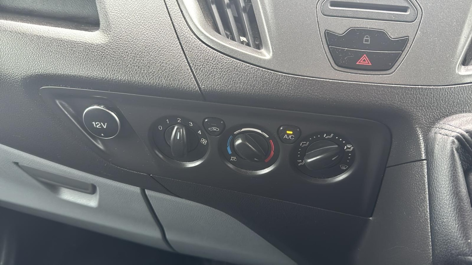 Used Ford Transit Custom 2014 for sale - 77506027: Photo 11