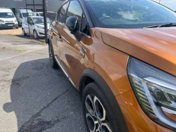 Used Renault Captur 2020 for sale - 71989342: Photo