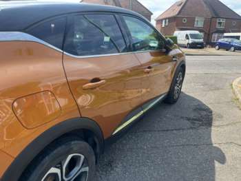 Used Renault Captur 2020 for sale - 71989342: Photo