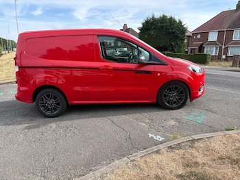 Used Ford Transit Courier 2021 for sale - 79408581: Photo
