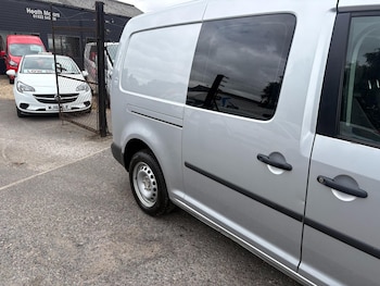 Used Volkswagen Caddy Maxi 2014 for sale - 79253877: Photo