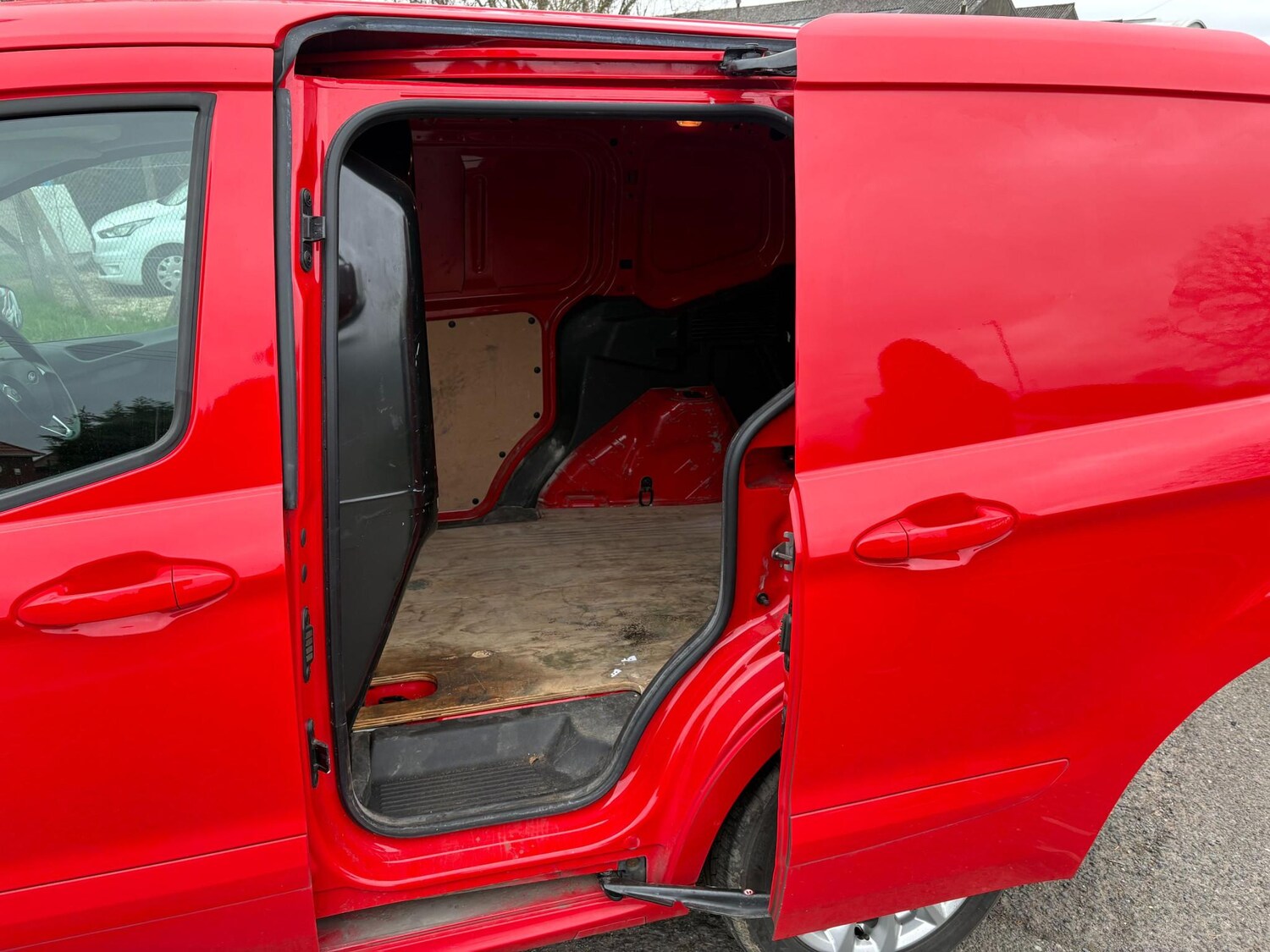 Used Ford Transit Courier 2021 for sale - 77679717: Photo 16