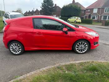 Used Ford Fiesta Van 2017 for sale - 74486277: Photo
