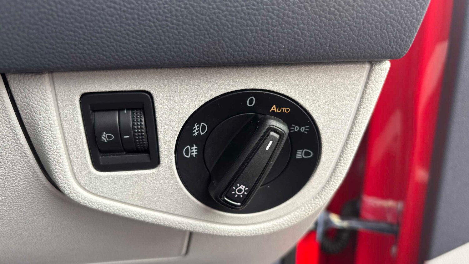 Used Volkswagen Polo 2019 for sale - 77856611: Photo 17