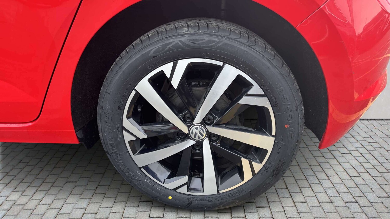 Used Volkswagen Polo 2019 for sale - 77856611: Photo 6