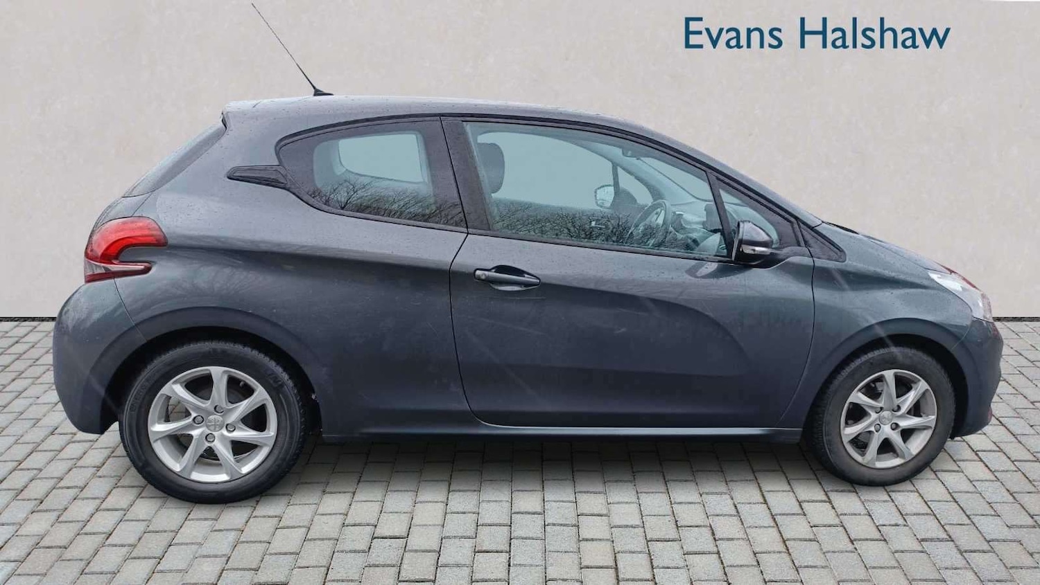 Used Peugeot 208 2016 for sale - 78077131: Photo 5