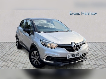 Used Renault Captur 2018 for sale - 79204560: Photo