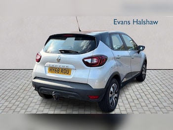 Used Renault Captur 2018 for sale - 79204560: Photo