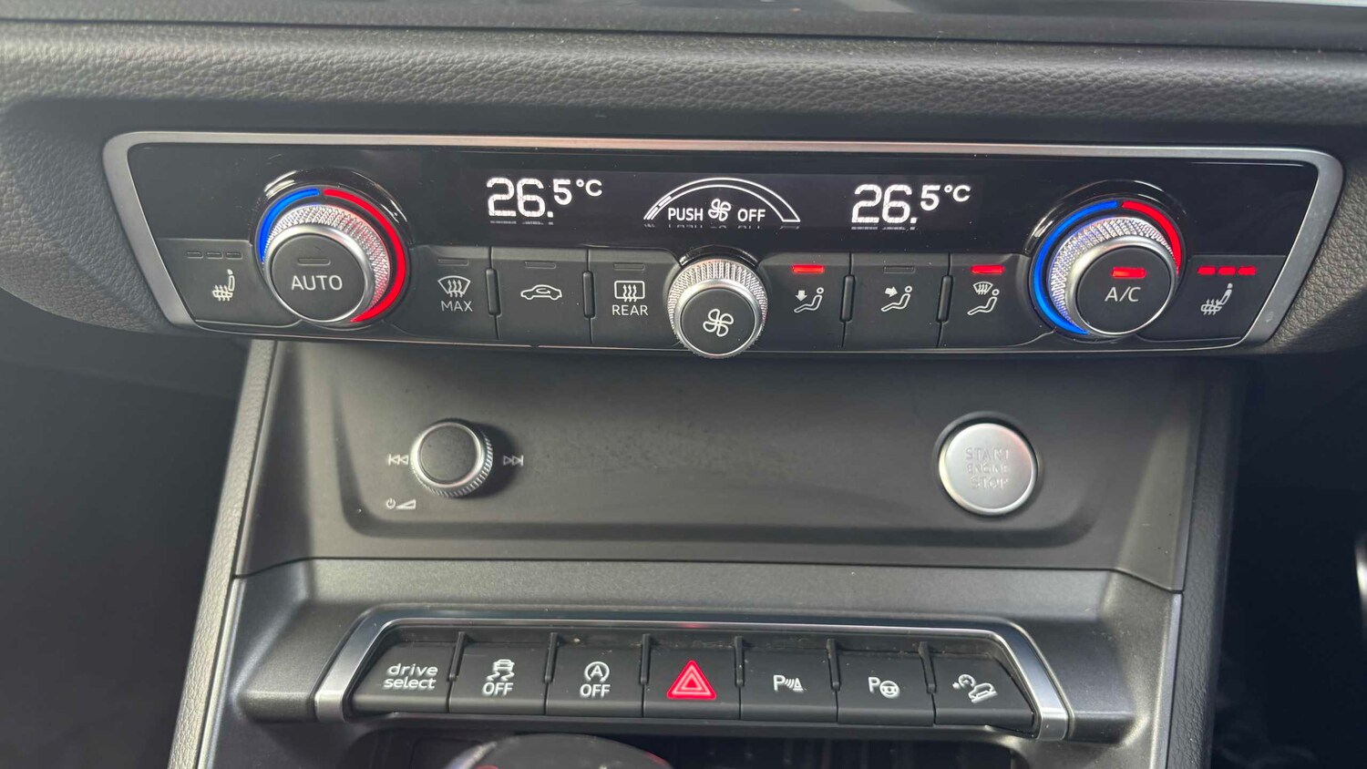 Used Audi Q3 2020 for sale - 77858612: Photo 23