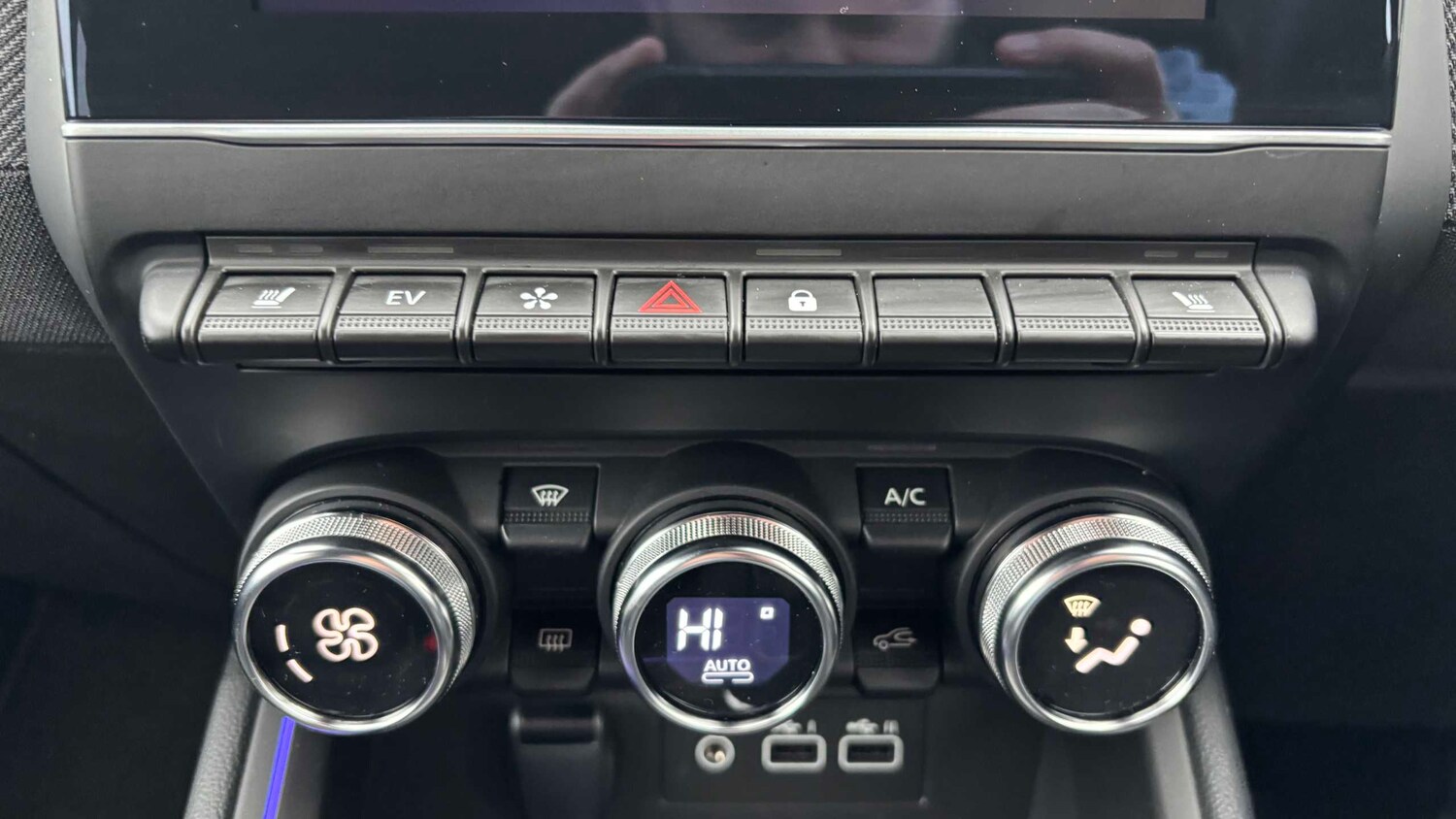 Used Renault Clio for sale - 77860578: Photo 19