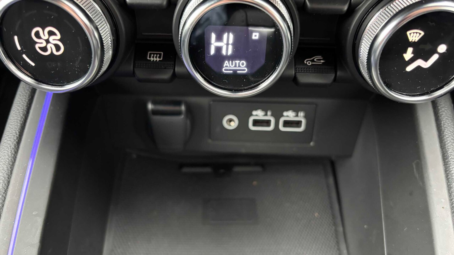 Used Renault Clio for sale - 77860578: Photo 20