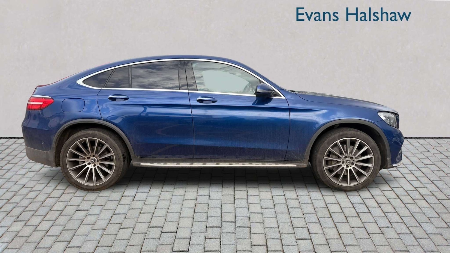 Used Mercedes-Benz GLC for sale - 77861845: Photo 3