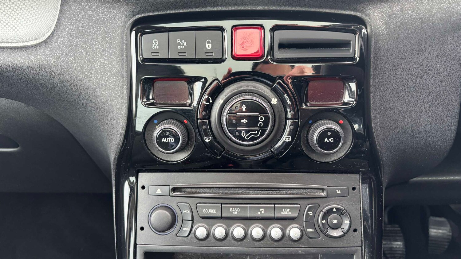 Used Citroen C3 Picasso for sale - 77859884: Photo 16