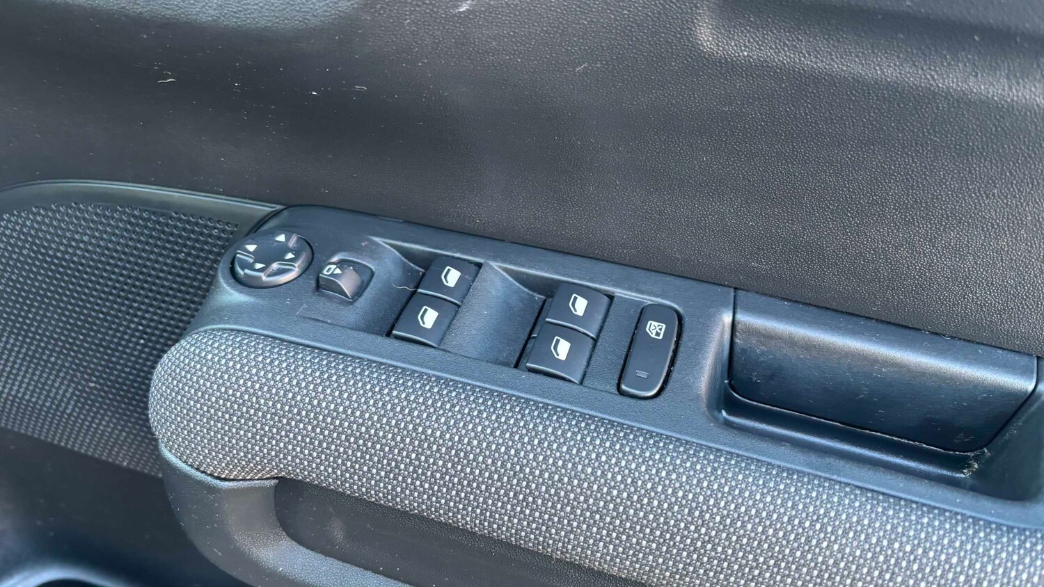 Used Citroen C3 Aircross for sale - 77861753: Photo 13